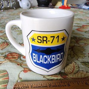 Vintage SR-71 Blackbird Habu Lockheed USAF NEW Unused Coffee Cup Lion MKTG 1990